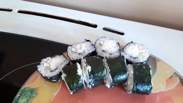 ДОМАШНИЕ РОЛЛЫ смотреть онлайн