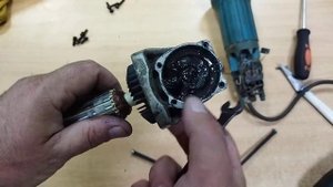 Ремонт болгарки makita