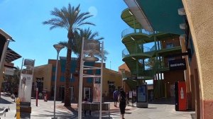 Las Vegas Walking Tour (Las Vegas North Premium Outlets)