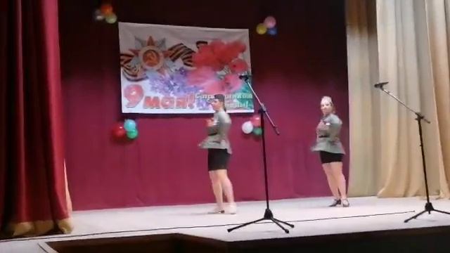 В землянке (танец) смотреть онлайн