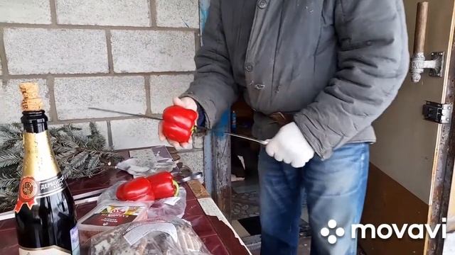 Закупились в Маяке и Светофоре и поехали на дачу. Часть 1 смотреть онлайн