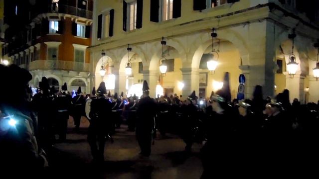 GREECE. CORFU. ПАСХА НА КОРФУ. БАРАБАНЩИКИ И ФЕЙЕРВЕРКИ. ΑΝΑΣΤΑΣΗ ΣΤΗΝ ΚΕΡΚΥΡΑ.#6 смотреть онлайн