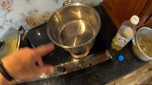 Иностранцы пробуют Русскую еду - часть 2. Реакция иностранцев. Жизнь и работа за границей.