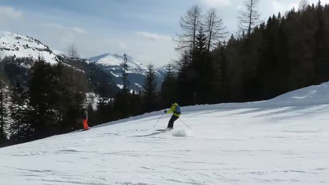 Pordoi Pass skiing, Italian Dolomites смотреть онлайн