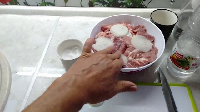 Приготовление шашлыка, свой рецепт.