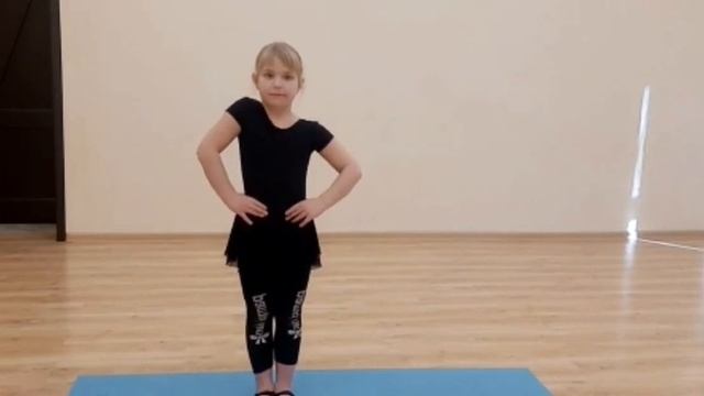 Онлайн урок «Занятие по сценической речи. Разминка. Часть 1» смотреть онлайн