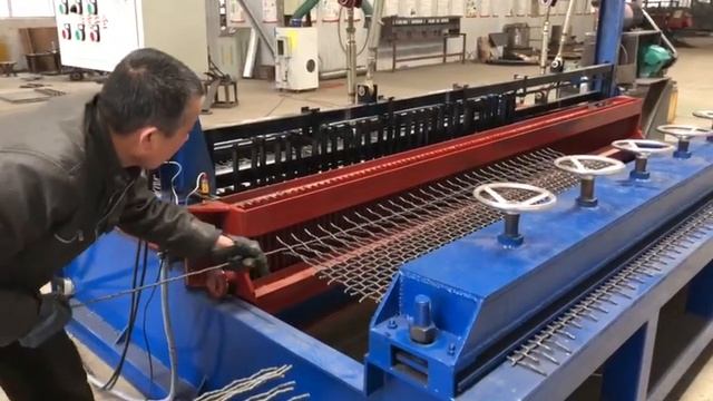 Полуавтоматическое оборудование для плетения сетки для грохотов смотреть онлайн