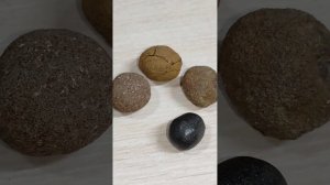 Метеорит карбонадо. Черный алмаз. Р= 3,5. Где найти.