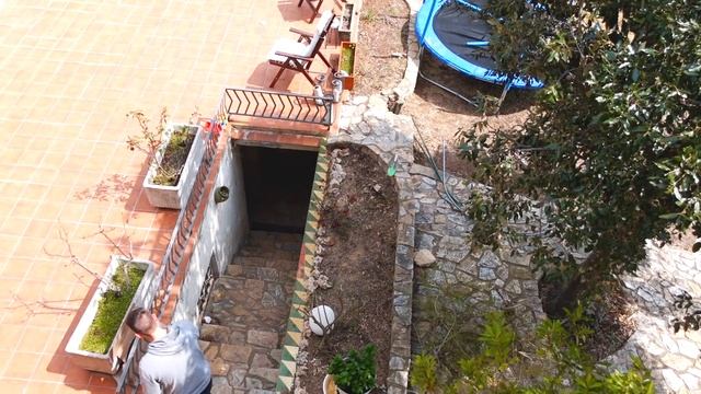 VLOG: ПРИШЛО ВРЕМЯ ПОСАДИТЬ ГАЗОН! ИЛИ НЕТ? 06.04.22 смотреть онлайн