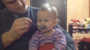 Как Же Тяжело Перебороть СОН!!! Ребенок Борется со Сном. Очень Смешно!