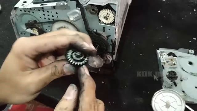 Cara Bongkar Printer HP Laserjet P1102 Paper Jam Kertas Nyangkut