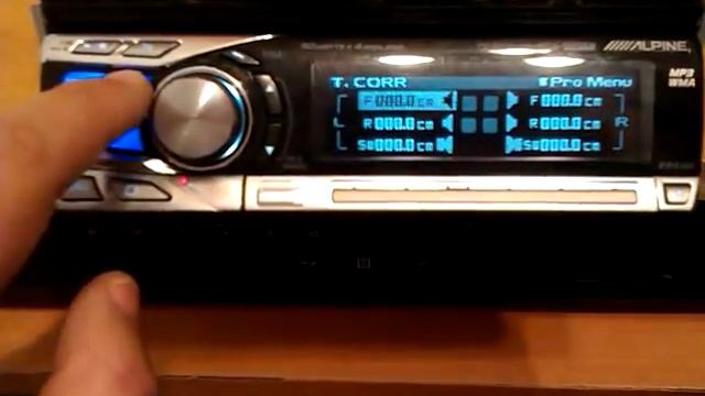 Alpine CDA-9855R смотреть онлайн