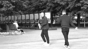 ЭДВАРД БИЛ ЗАЛИЛ ПЕРЦОВКОЙ ЛЫСОГО ЧУВАКА!