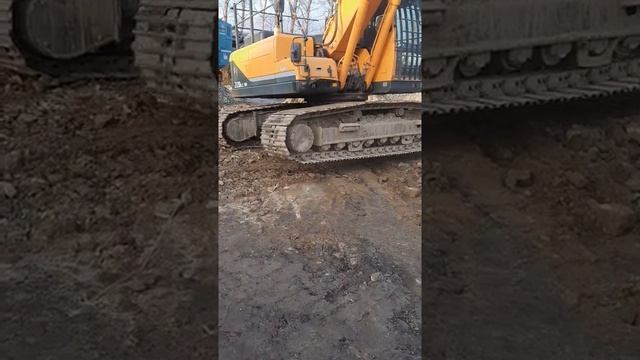 Hyundai Robex 220 LC-9 A 2016r. 6689 mth смотреть онлайн