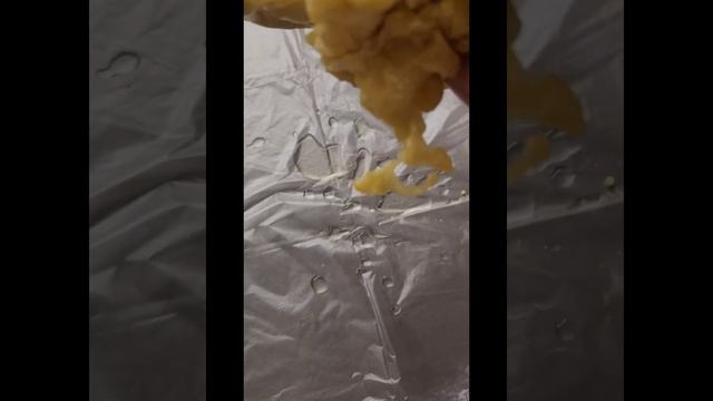 "Мастера-порчельники" за работой. Значение фигуры овцы в восковой отливке. смотреть онлайн