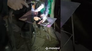 газовый упор на капот Нива