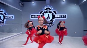 Merry Christmas - Jingle Bell Rock Dance by Little Kids