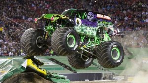 Grave Digger Monster Jam Theme Song (Monster Jam Edit)