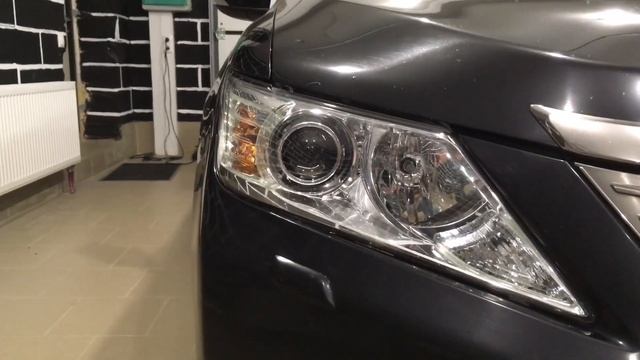Toyota Camry  v50 - замена линз на диодные Expression