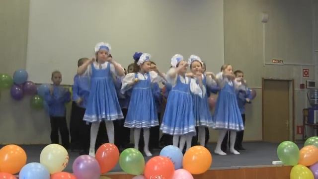 Дорогим мамам от 13 взвода: Праздник 8 марта смотреть онлайн