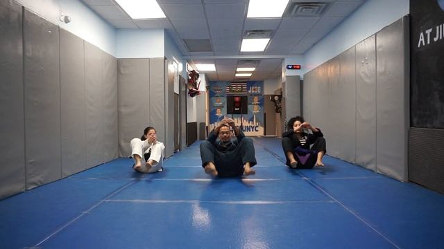 KIDS JIU-JITSU CLASS - EASY AT HOME WARM UPS PART 1 смотреть онлайн