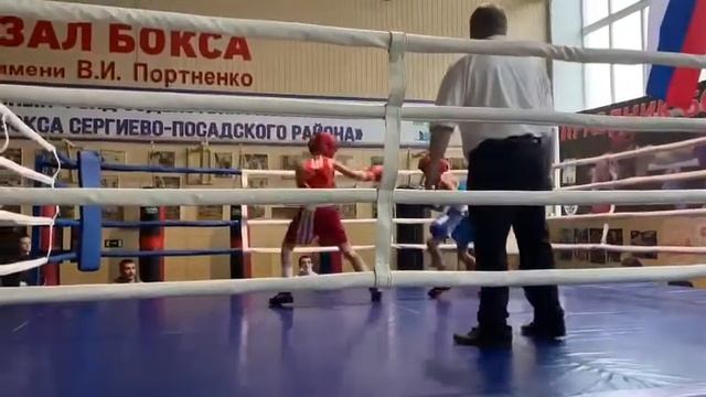 Бой по Боксу 13-12 лет ? Трофим Макурин красный угол смотреть онлайн