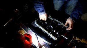 69 Снимаю коленвал двигателя  Джили МК  копия  двгателя TOYOT A4 FE