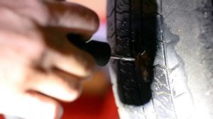 Ремонт бескамерных шин жгутом!