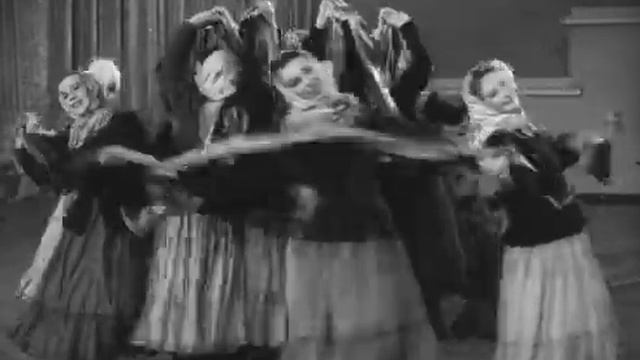 "Карусель" (1950-е) в Концертном зале имени П.И. Чайковского // Ансамбль "Берёзка"