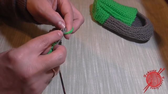 Вяжем тапочки. Очень удобная модель тапочек