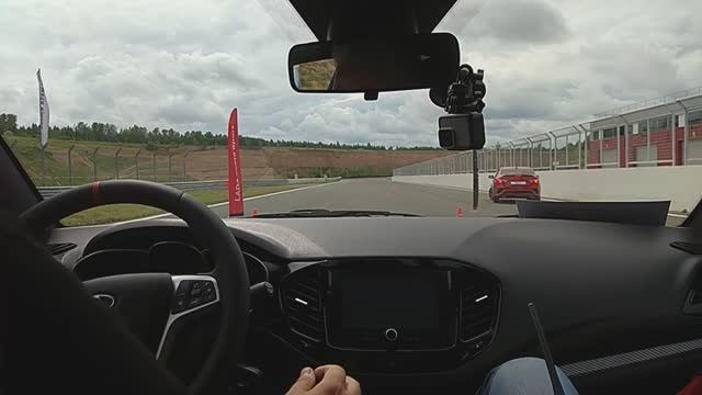 Тренировочный заезд на Lada Vesta Sport по гоночной трассе Kazan Ring.