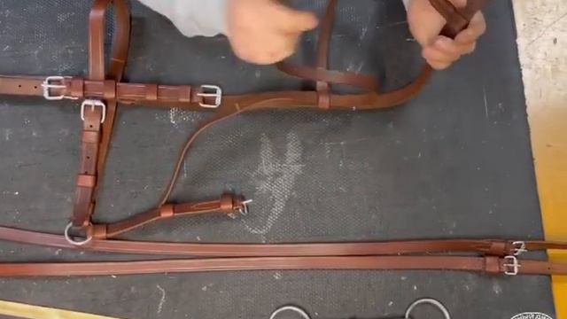 Сборка строевого оголовья (узды) без мундштучных приспособлений смотреть онлайн