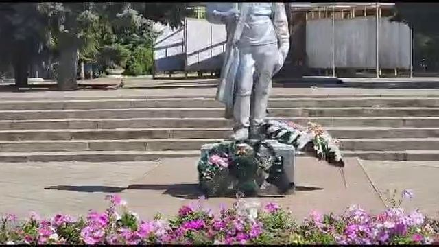 СТАРОМИНСКАЯ. Парк 30-летия ПОБЕДЫ..mp4
