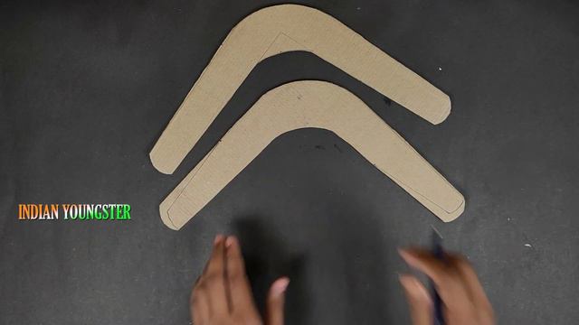 How To Make A BOOMERANG With Cardboard | How To Make V Shaped Returning CARDBOARD BOOMERANG |