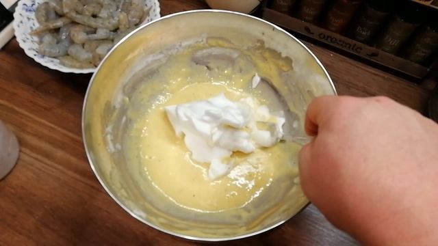 Кляр со взбитыми белками, креветки в кляре