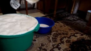 F Добавляем Дрожжи в Септик Adding Yeast to the Septic Tank 20210605