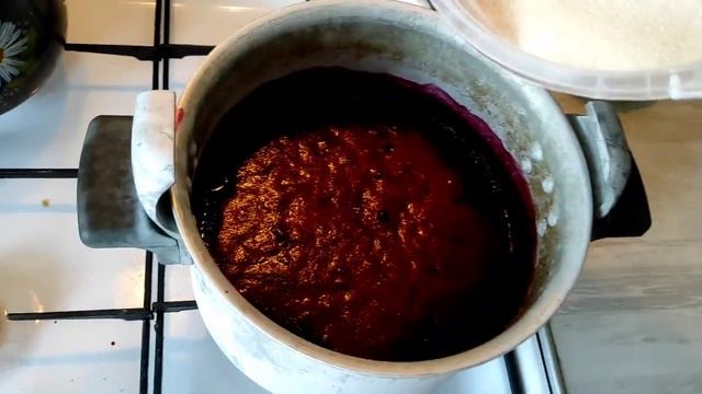 Необычный рецепт джема из черной смородины