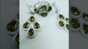 Удивительная смена цвета камня Султанит. Серебряный гарнитур с султанитами и фианитами