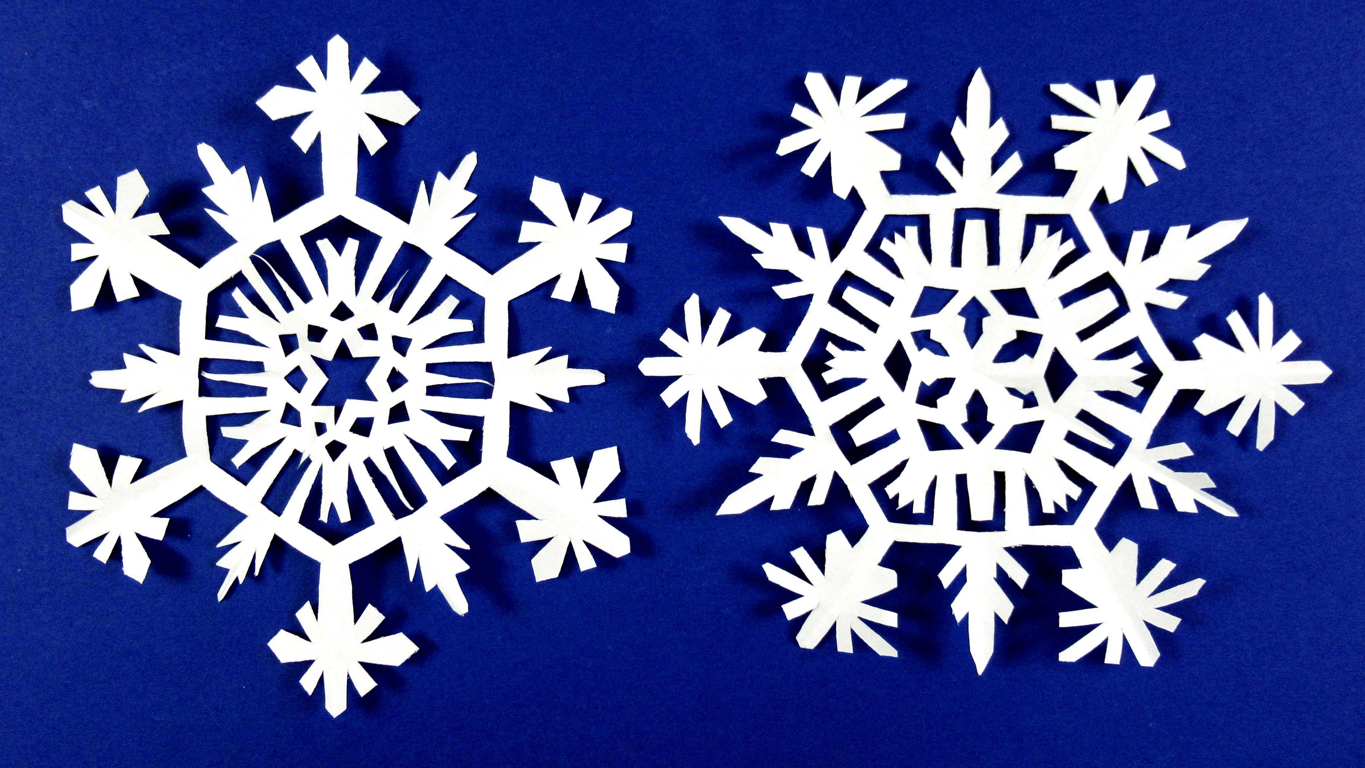 Снежинка из бумаги а4. Красивые снежинки. Снежинки из бумаги. Снежинки круглые. Снежинки из бумаги а4.