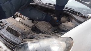 Замена воздушного фильтра vw golf 6