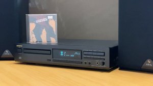Onkyo DX-7211 Compact Disc Player