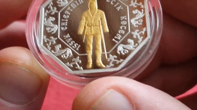 Начинаю Новый год с Казахской серебряной монеты смотреть онлайн