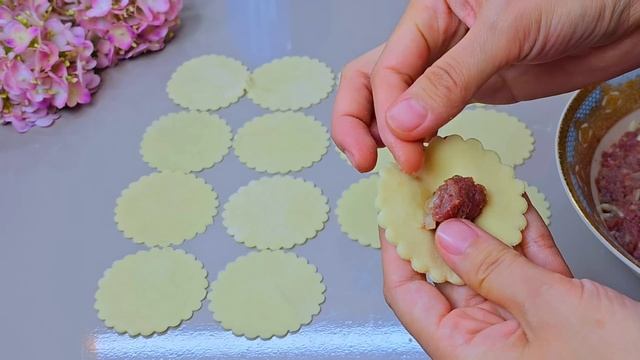 Больше не готовлю пельмени так долго?Нашла быстрый способ .Как делать пельмени два ра вкуснее . смотреть онлайн