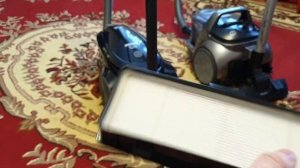 Пылесос с контейнером для пыли LG VK76A02NTL обзор