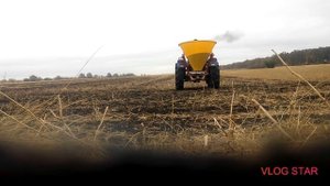 Разбрасыватель удобрений 300л