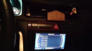 Steering wheel via Can-bus adapter control RNS-e in Audi A6C5.