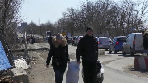 Ежедневно российская сторона открывает гуманитарные коридоры для беженцев из Харькова и Мариуполя
