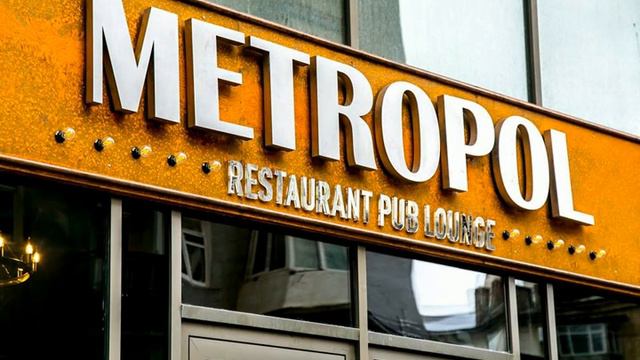 Metropol - Арзу Рзаев - Блеск зеленых глаз смотреть онлайн