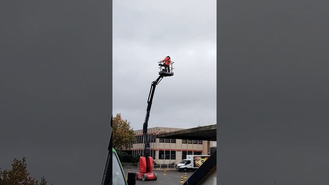 Самоходный подъемник. смотреть онлайн