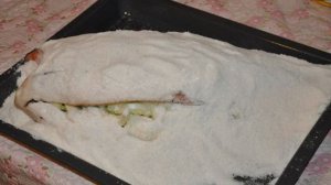 Форель, запеченная в соли
